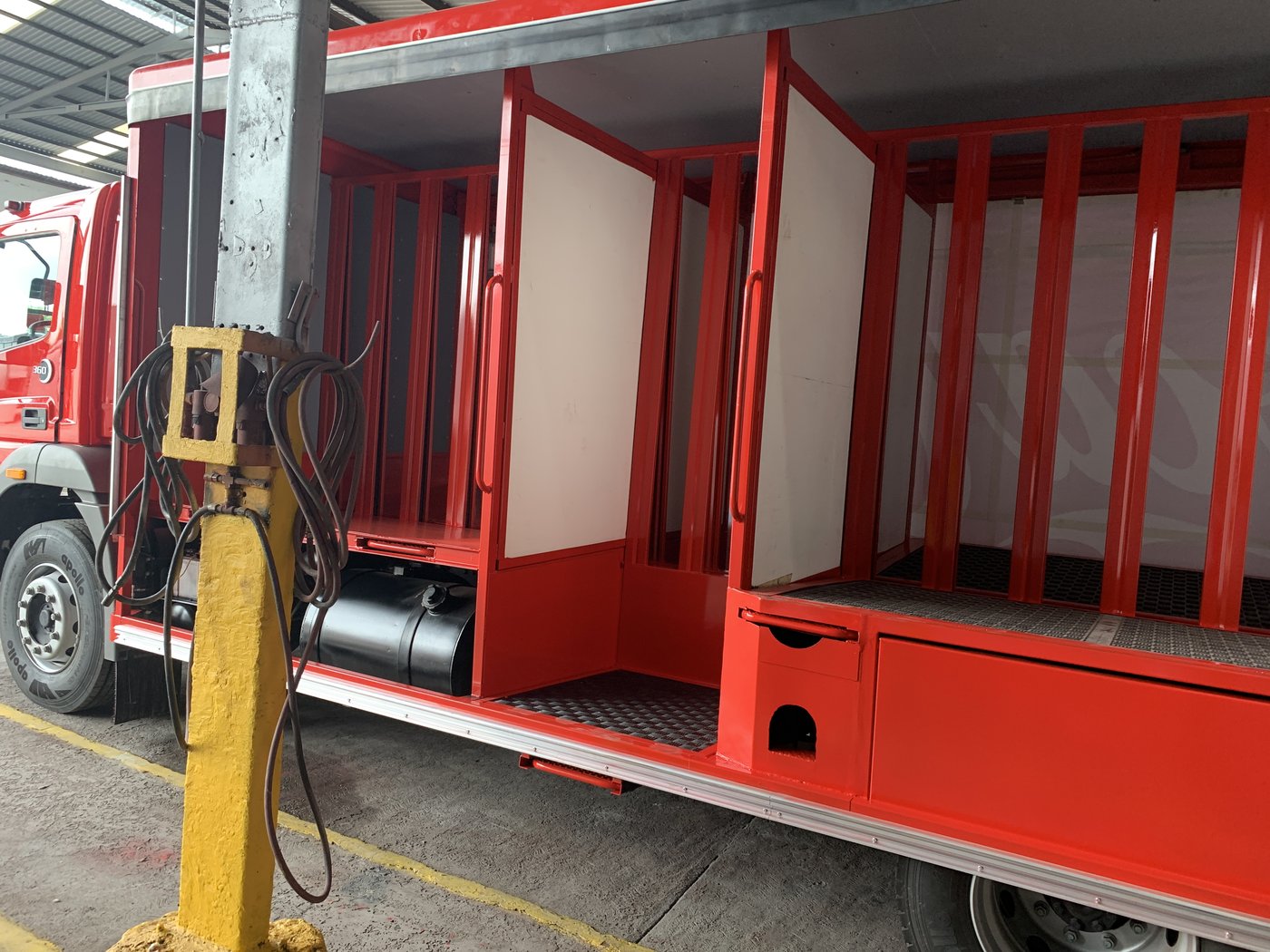 Carroceria industrial Plastipanel